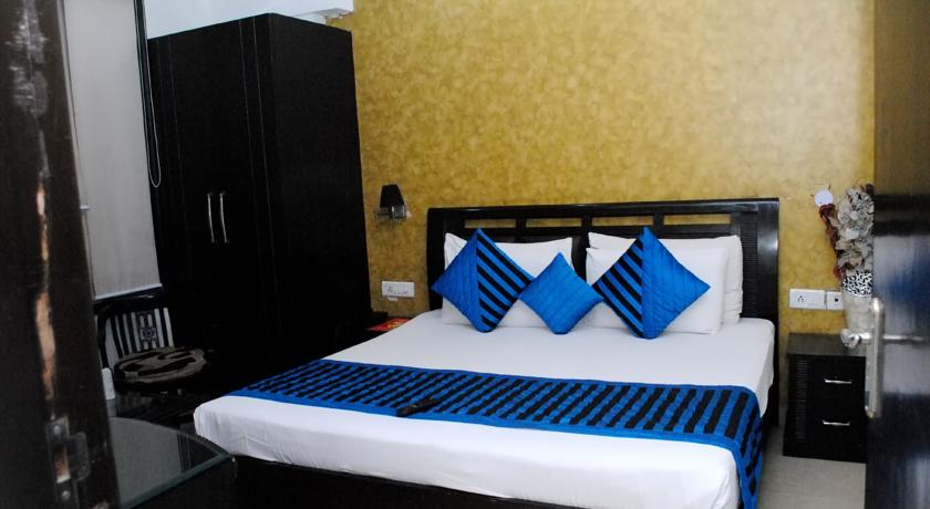 Hotel Universe Inn